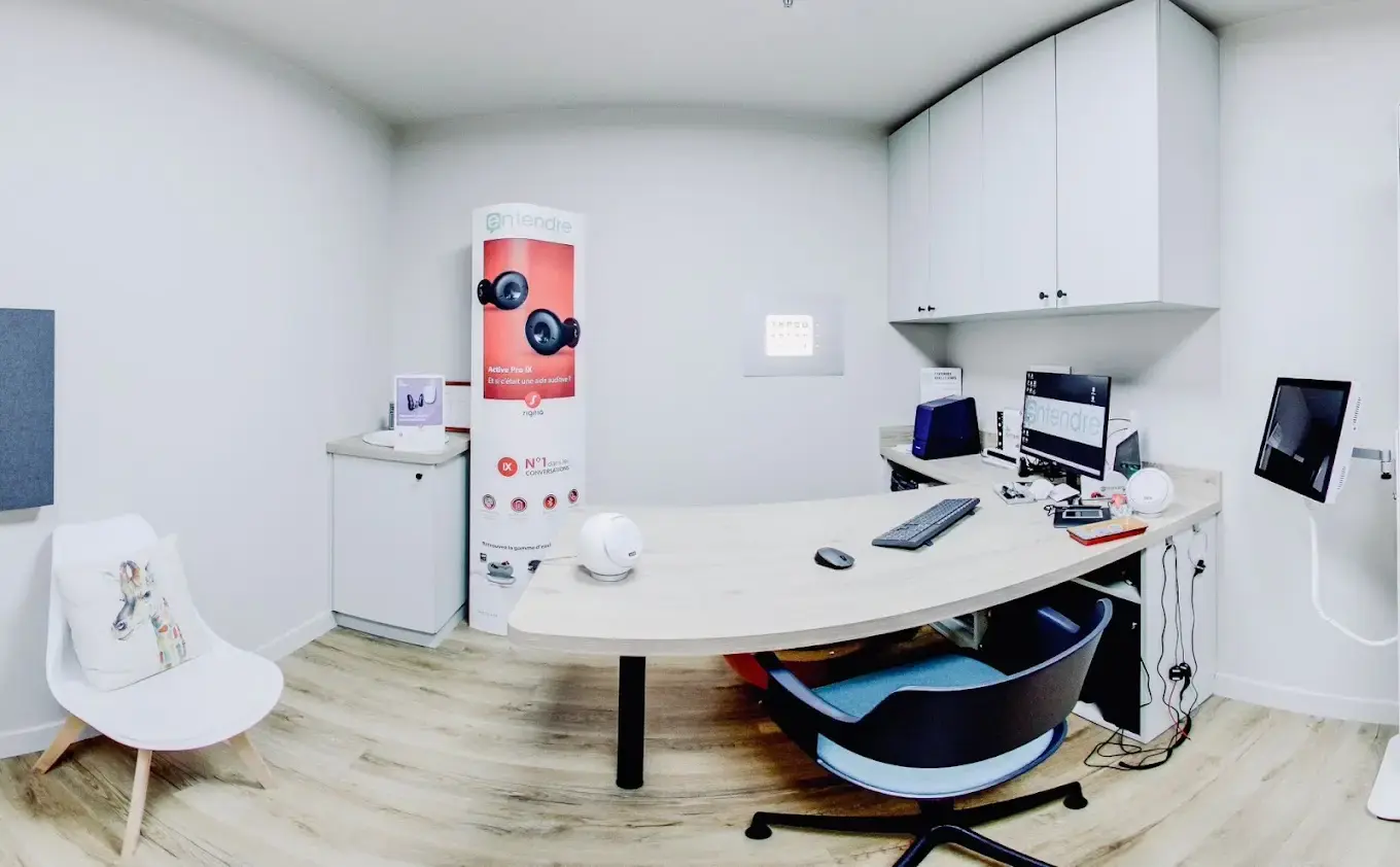 Photo Audioprothésiste Entendre Pluneret